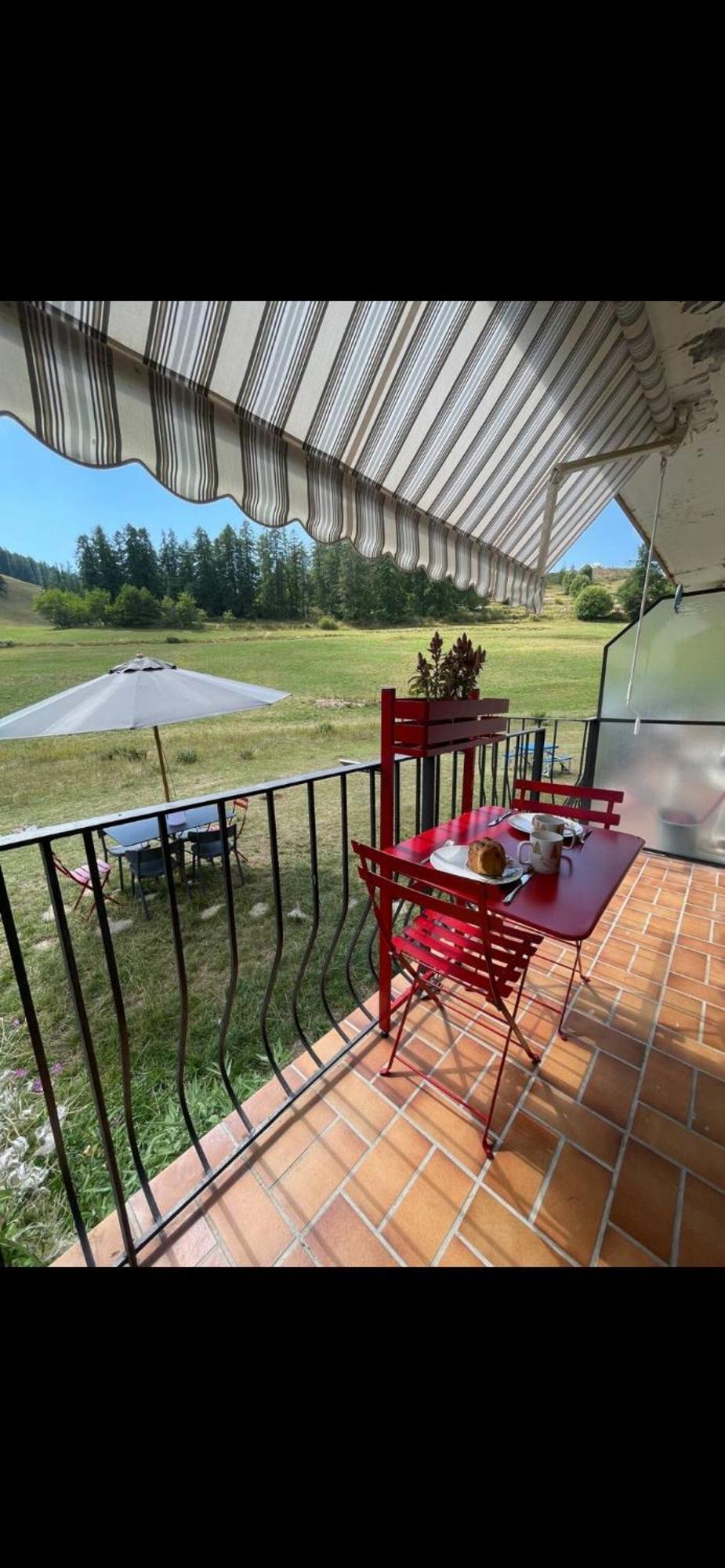 Studio Lumineux Avec Vue Et Acces Sur Les Pistes ! Coup De Coeur Valberg Luaran gambar
